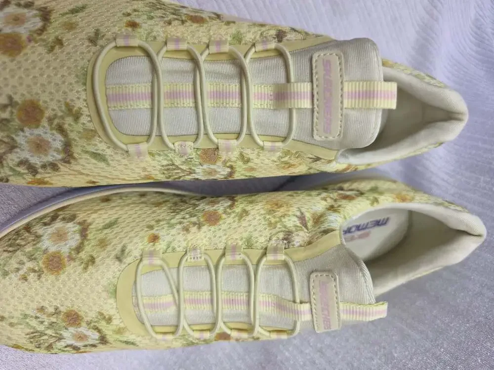 New Skechers Summits Yellow Floral Mesh Slip On Sneakers